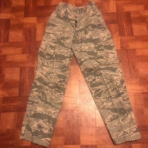 One pair US Air Force women’s fatigues.